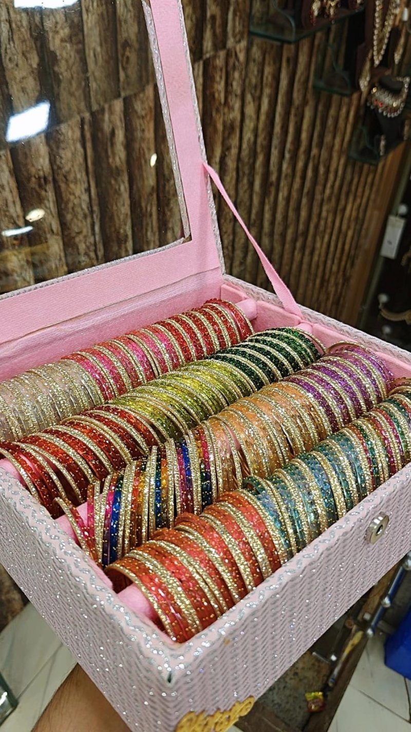 New Fancy Rain Drop Glass Bangles Set With Shadow Stone Combo Box
